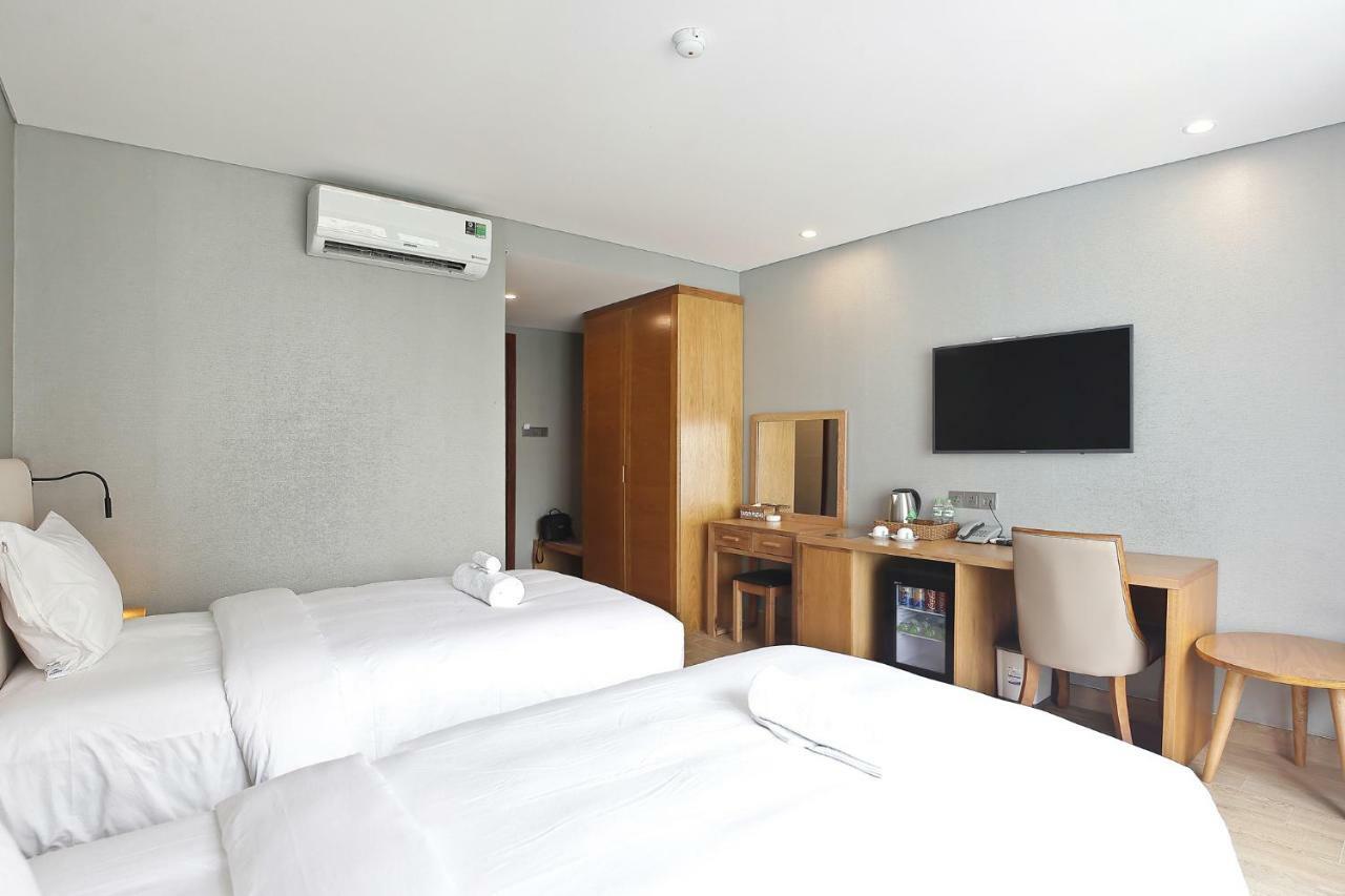 Imperial Saigon Hotel Ho Chi Minh City Exterior photo