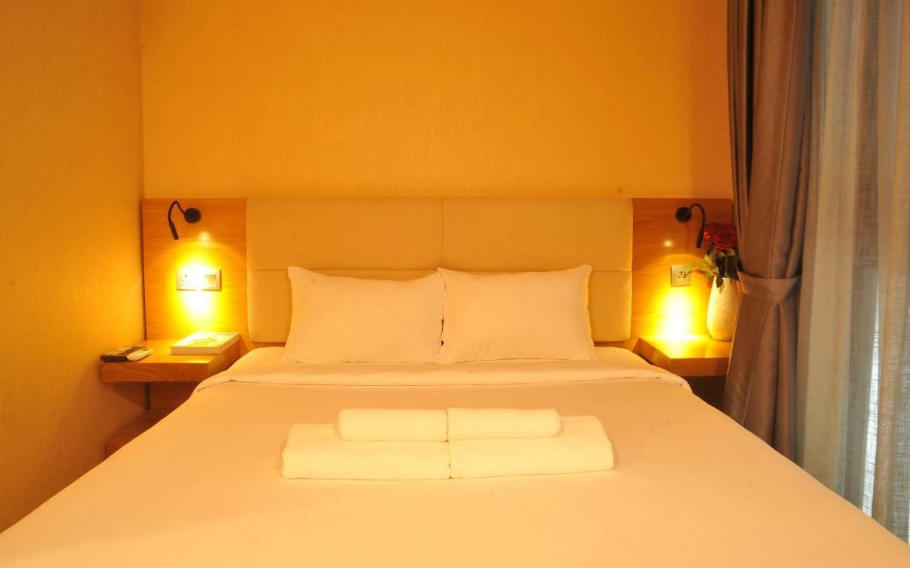 Imperial Saigon Hotel Ho Chi Minh City Exterior photo